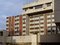 Intercontinental, Typické prvky hotelové architektury - surový beton, robustní pravoúhlé tvary (Jirka Bubeníček, wikipedie)